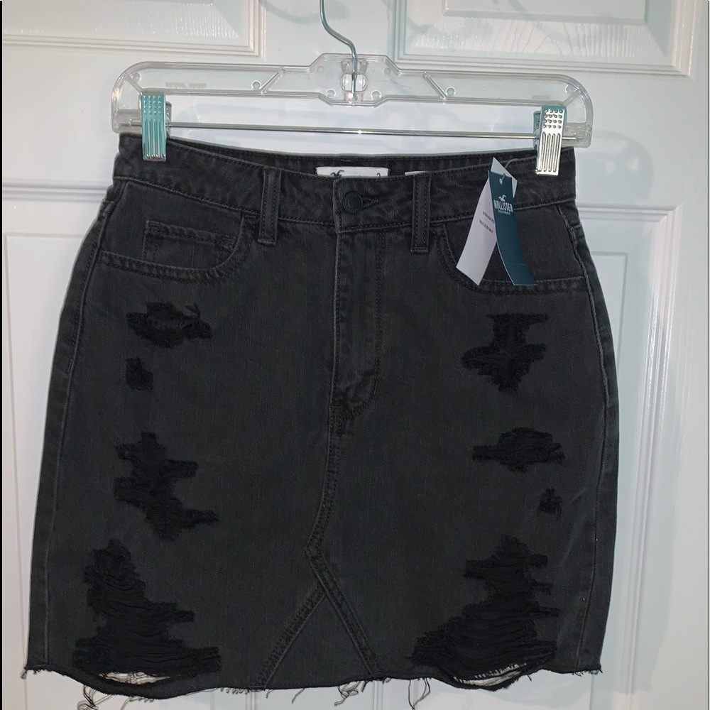 black denim distressed hollister skirt
